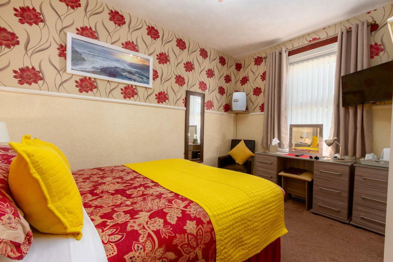 Valentine Over 21 Adult Couples Only Guest house