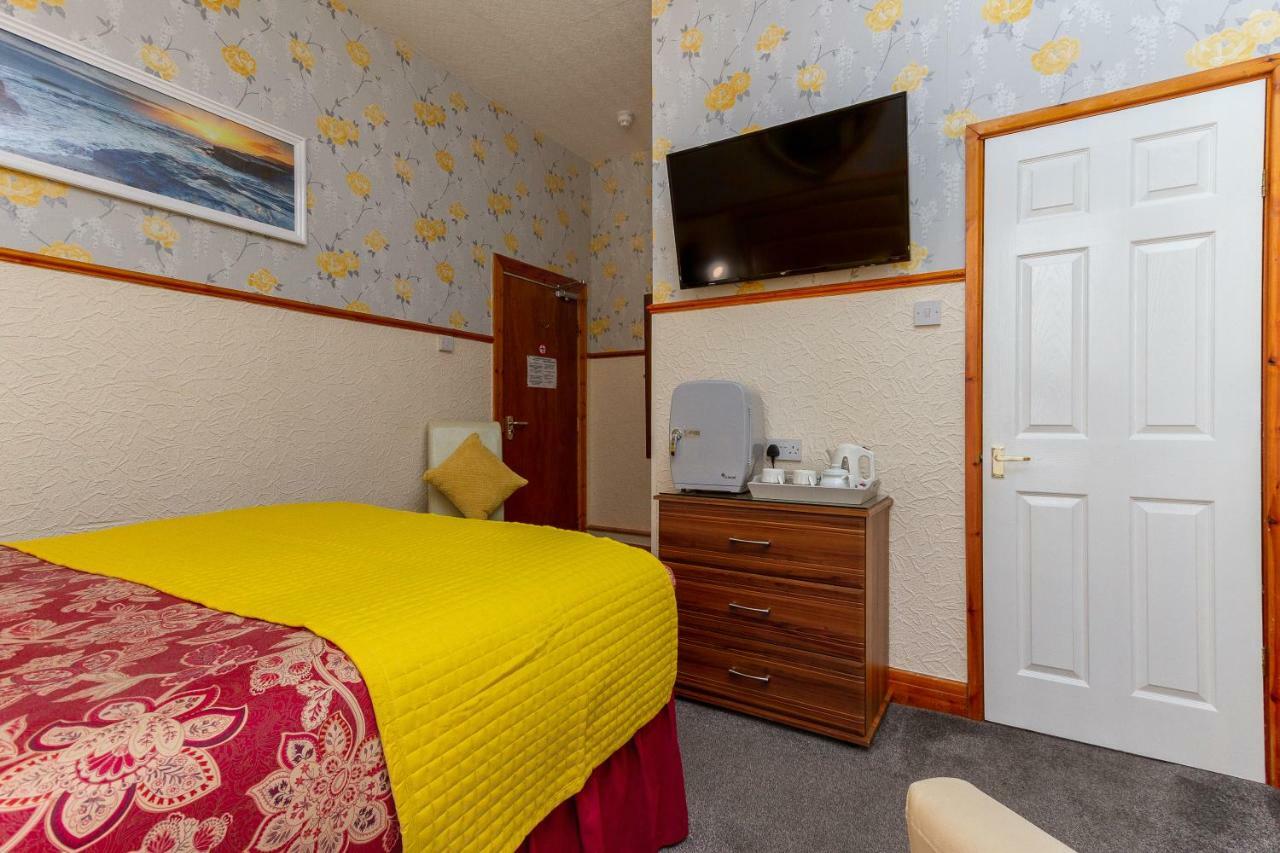 Valentine Over 21 Adult Couples Only Guest house