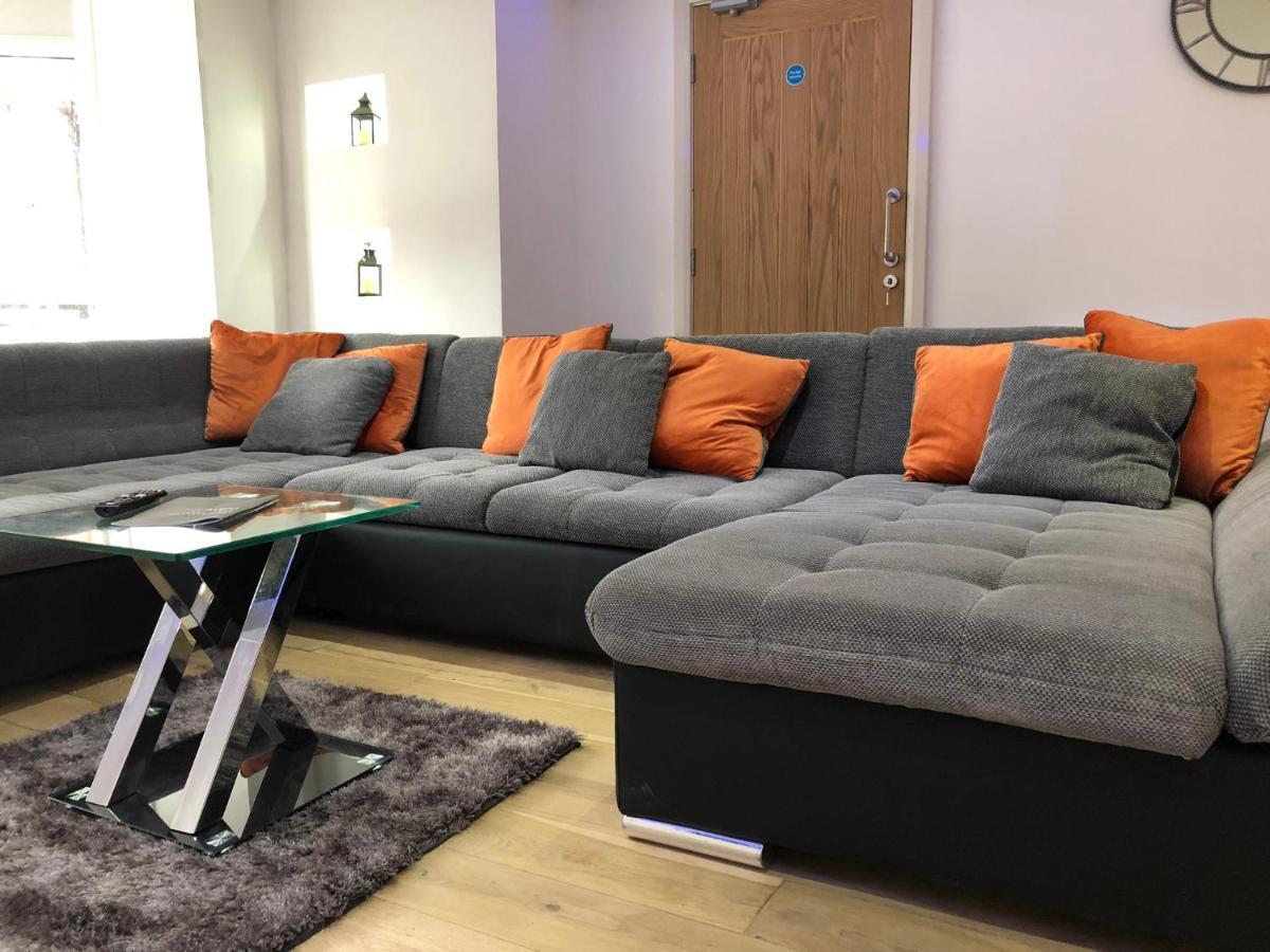 Apartment Princess Theatre View By Service