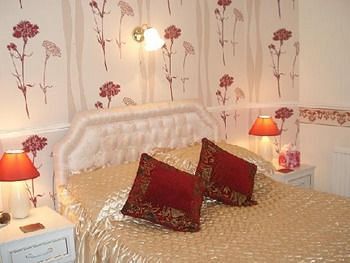 Guest house The Golden Sands 4*