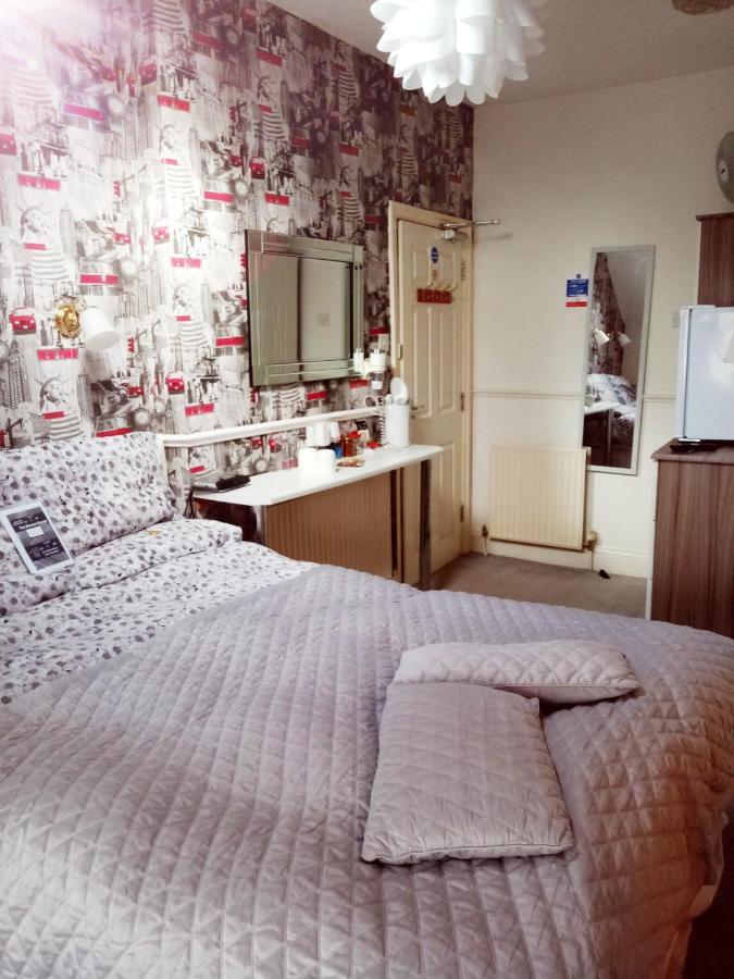 A&p At The Sheron House 4*