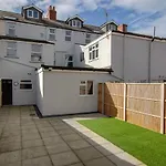 New Luxury Seaview Apt2 Free Parking Special Deal