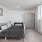 The Lovatt House By Sasco