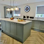 Millies Holiday Home