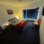 Melville House - Pet Friendly