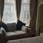Roselea Hotel