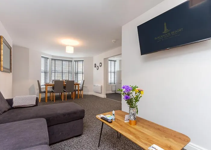 Kings Court Modern Aparthotel, Town Centre - Blackpool Resort Collection