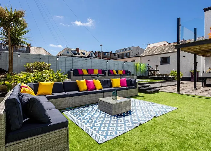 Empress Hall Blackpool By Charles Alexander Short Stay - Sleeps 20