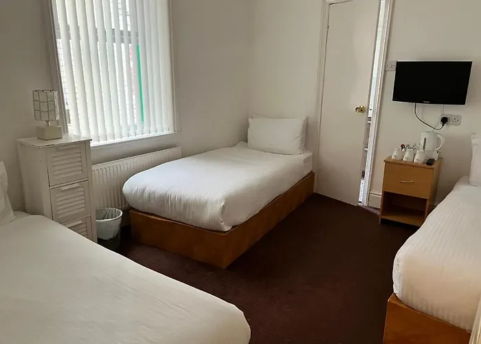 Cheers Hotel