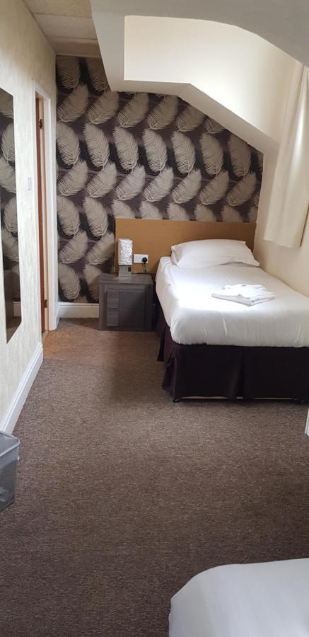 Roselea Hotel 3*