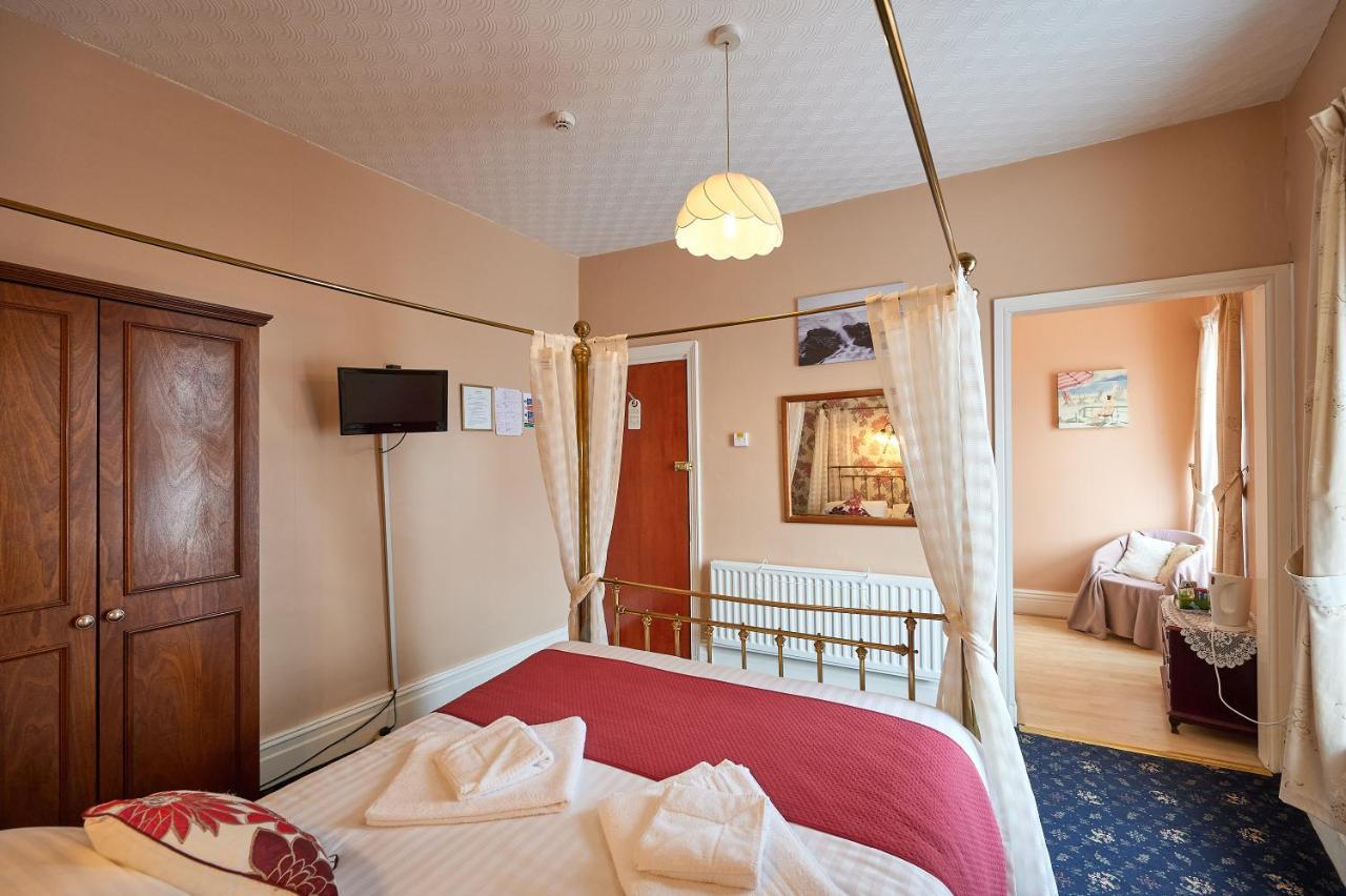 The Wilton International Bed & Breakfast Blackpool