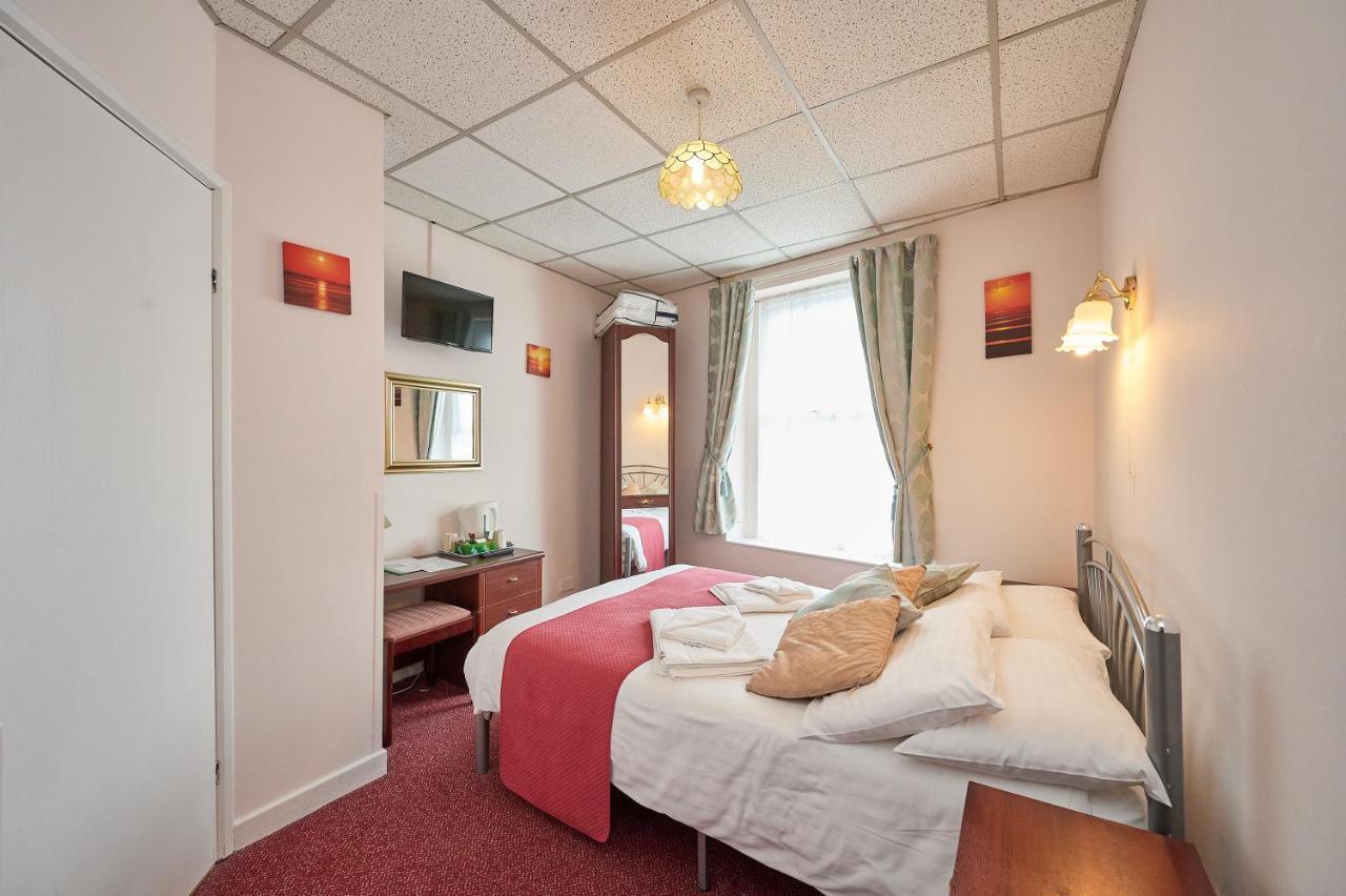 Bed & Breakfast The Wilton International Blackpool