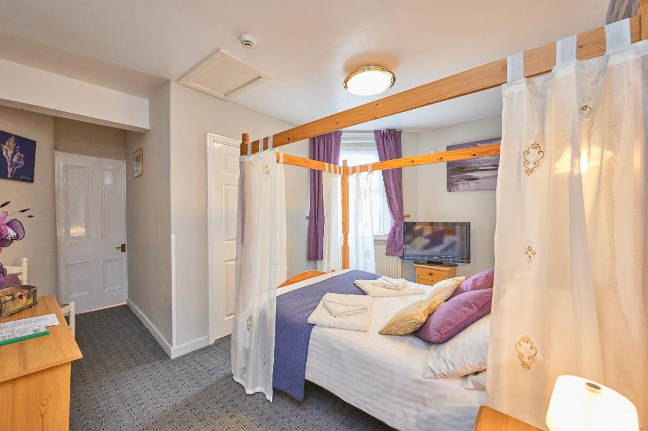 The Wilton International Bed & Breakfast Blackpool