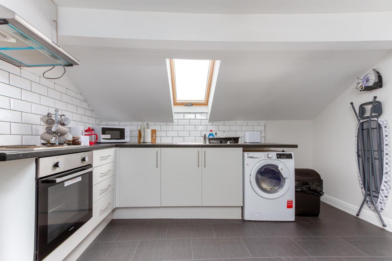 Kings Court Modern Aparthotel, Town Centre - Collection Apartment *