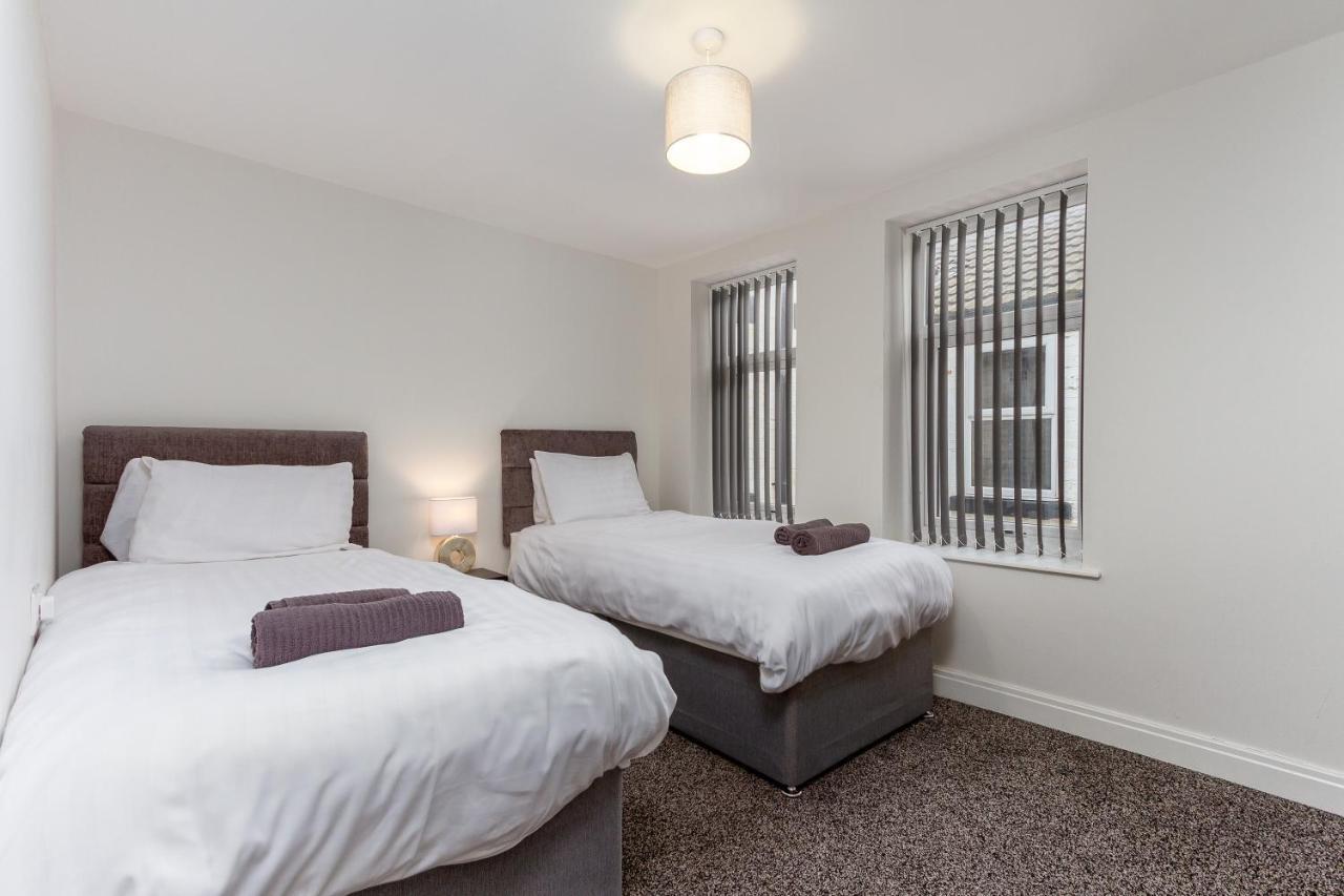 Kings Court Modern Aparthotel, Town Centre - Collection * Blackpool