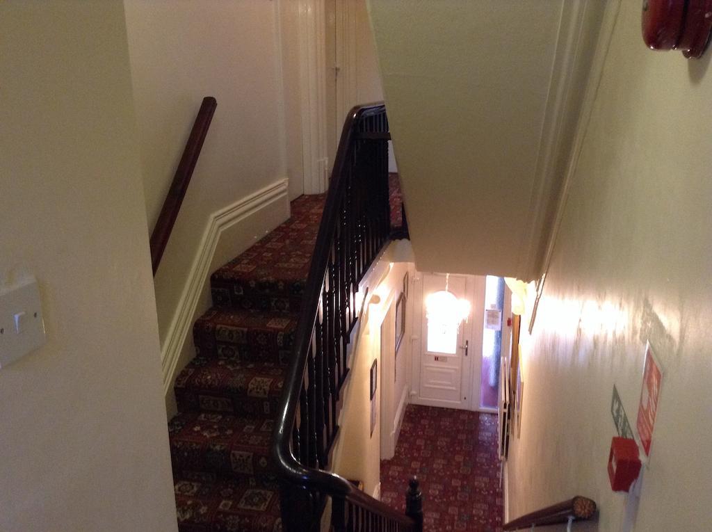 Guest house Hornby Villa- 4star B&b-couples & Families Only Blackpool