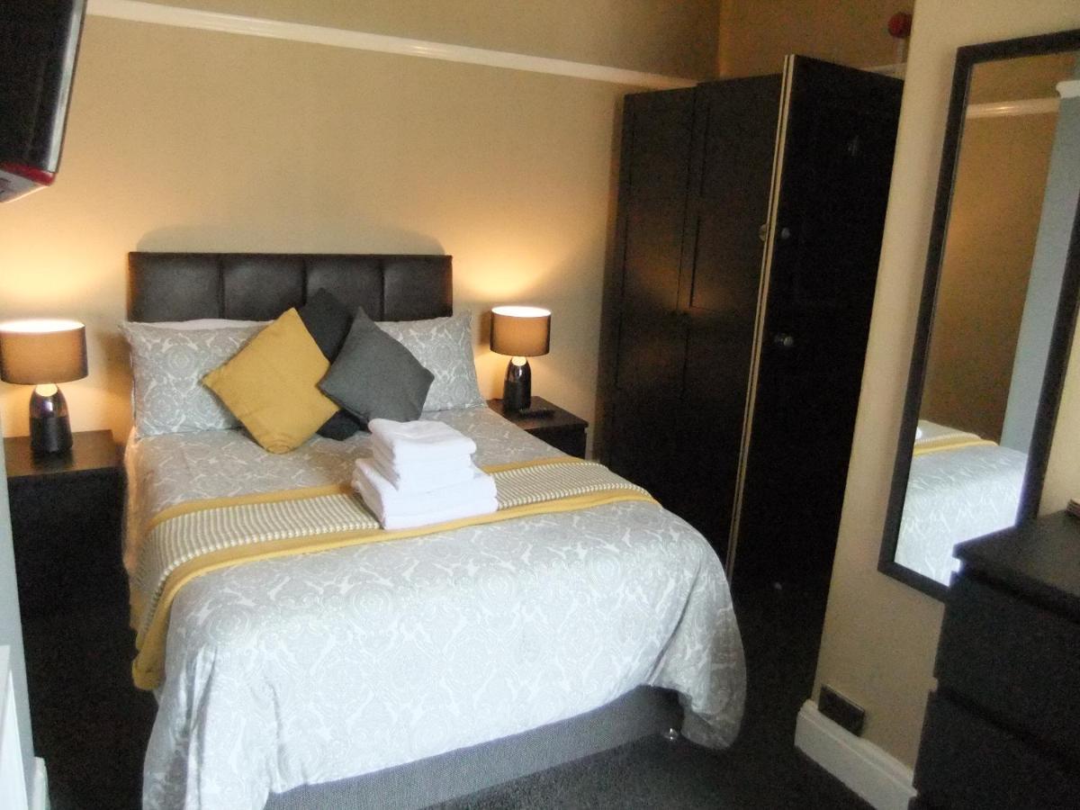 Dewsbury House * Blackpool