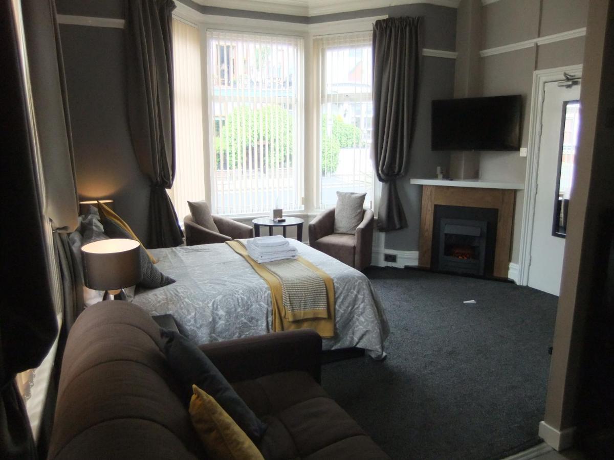 Dewsbury House Apartment Blackpool