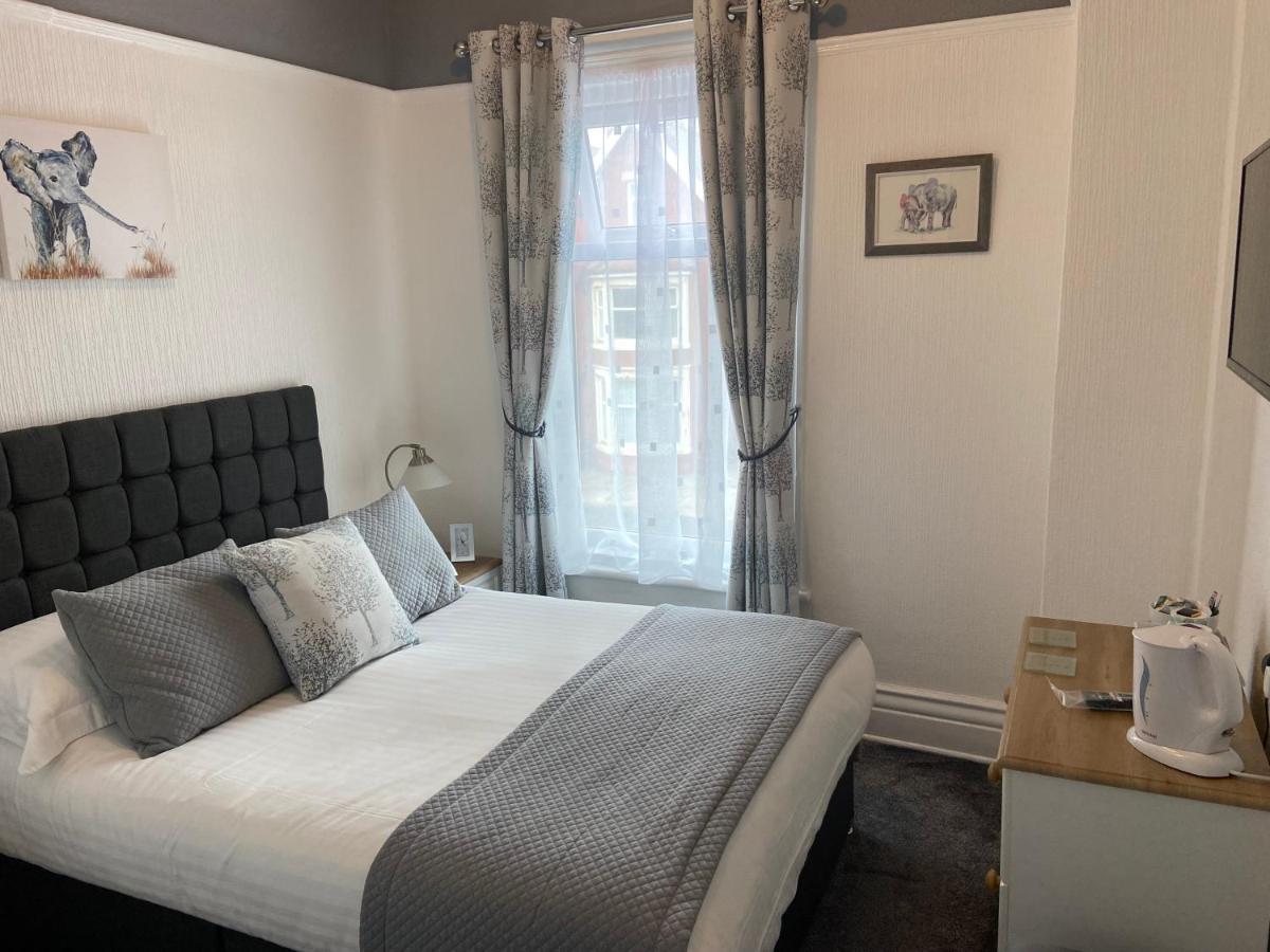 Guest house The Beechcliffe - Over 35's Only 3*