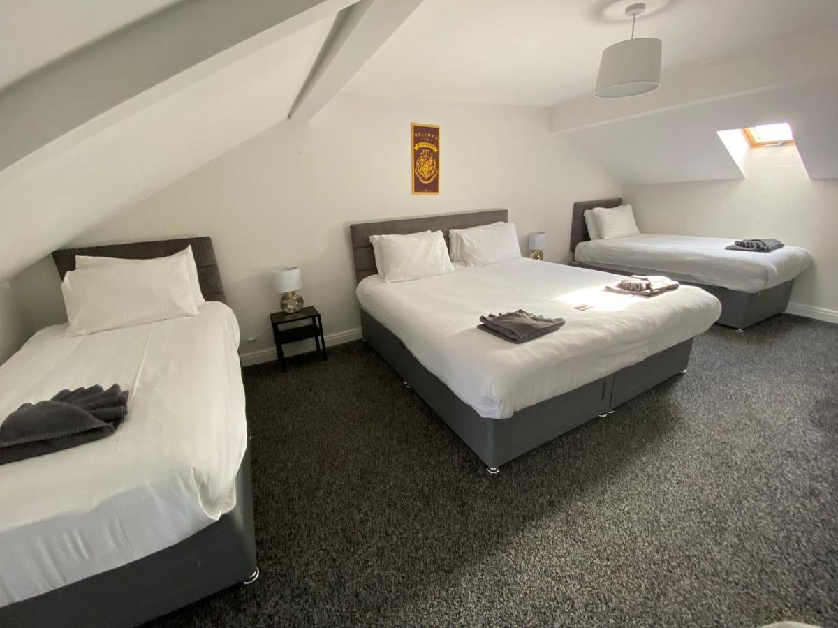 Kings Court Modern Aparthotel, Town Centre - Collection Blackpool