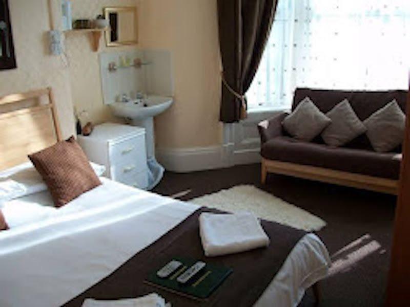 The Hotel 3*