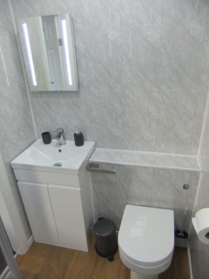 Dewsbury House Apartment