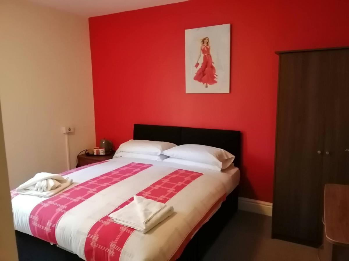 Lanayr 3* Blackpool