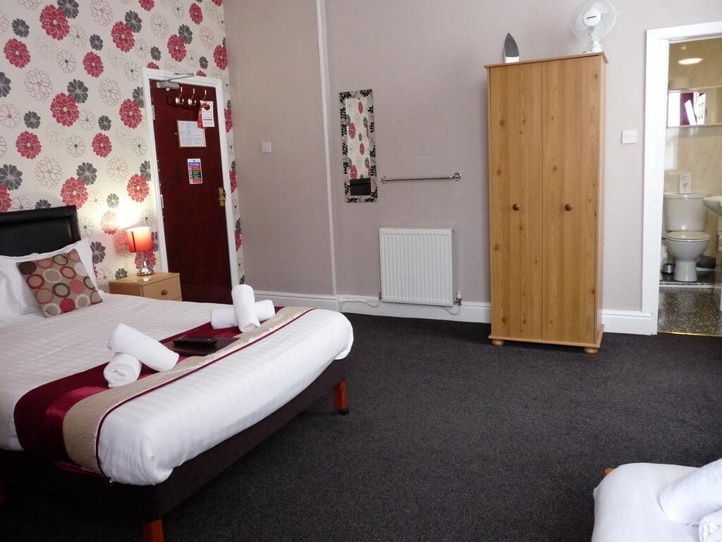 Hilbre Hotel Blackpool