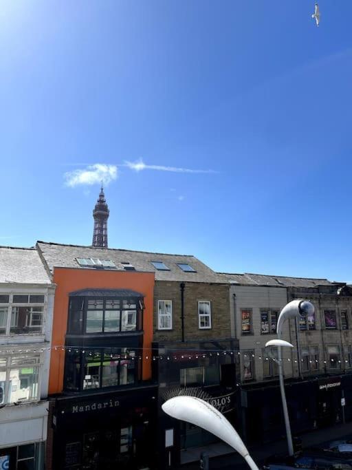 Winter Gardens North Pier 2 Bed * Blackpool
