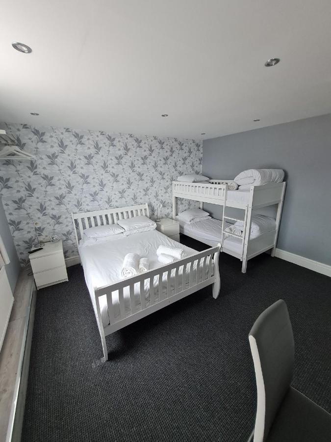 Bed & Breakfast Queens Plaza Blackpool