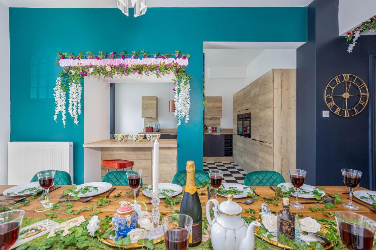 Empress Hall By Charles Alexander Short - Sleeps 20 Holiday home