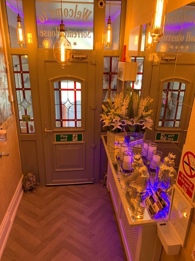 Sorrento House 4*