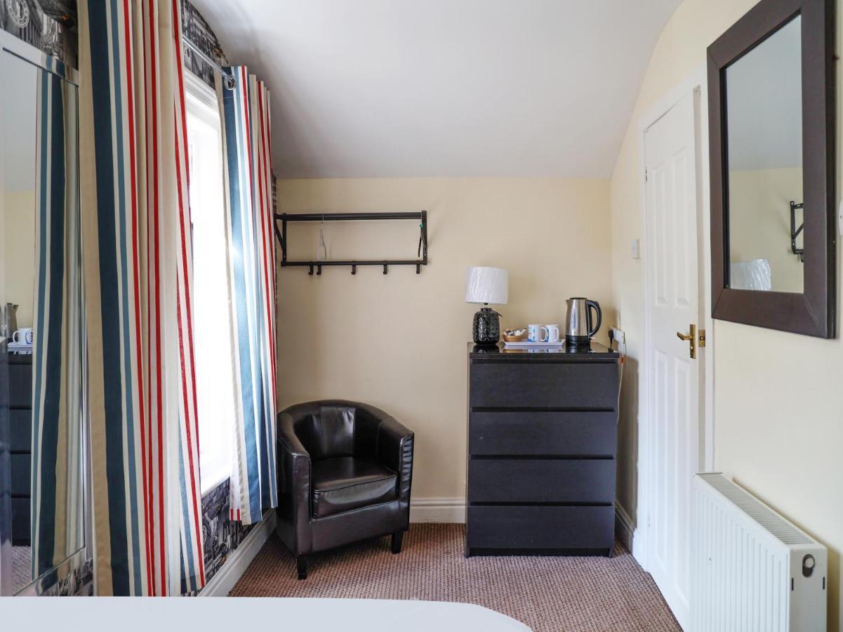 Hotel The Shores Hotel, 3*