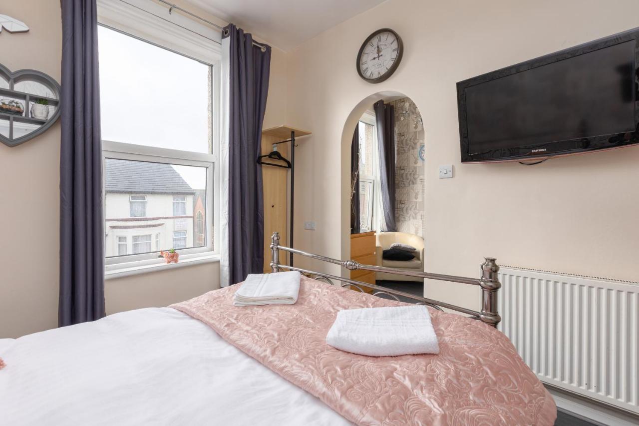 Hotel The