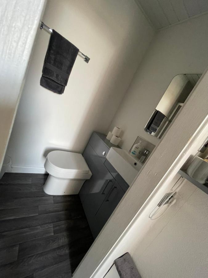 Harleys Reads Avenue Bed & Breakfast Blackpool