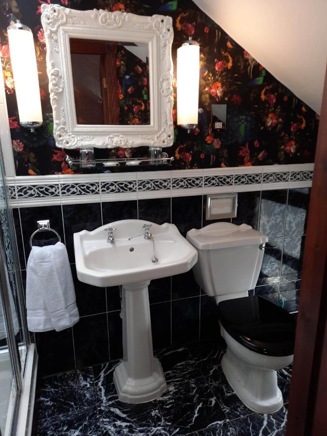 The Lonsdale Guest house Blackpool