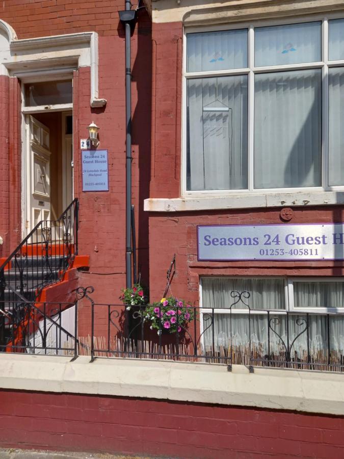 Seasons 24 Guest house