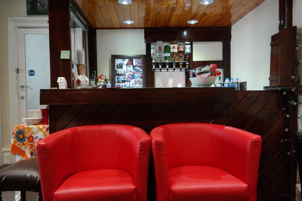 Cardoh Guest house 3*
