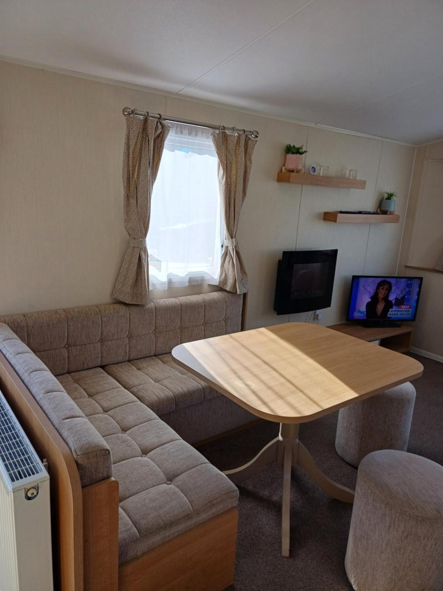 Caravan Holiday @ Marton Mere, * Blackpool