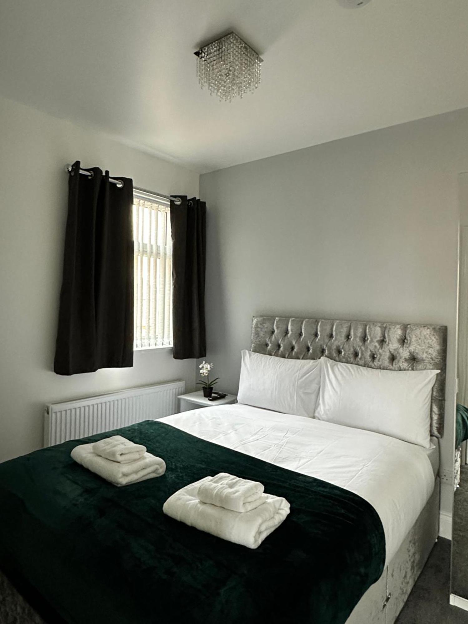 Granada Holmfield Rd Apartment *