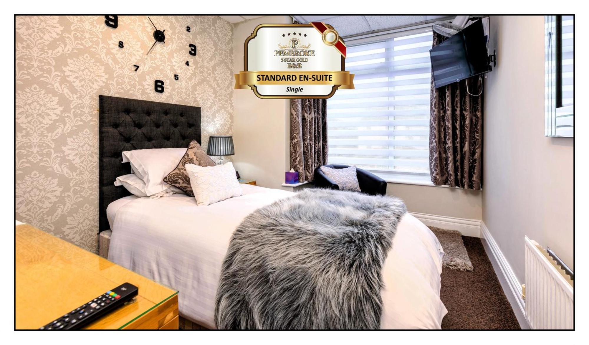 Guest house Pembroke Hotel 5*