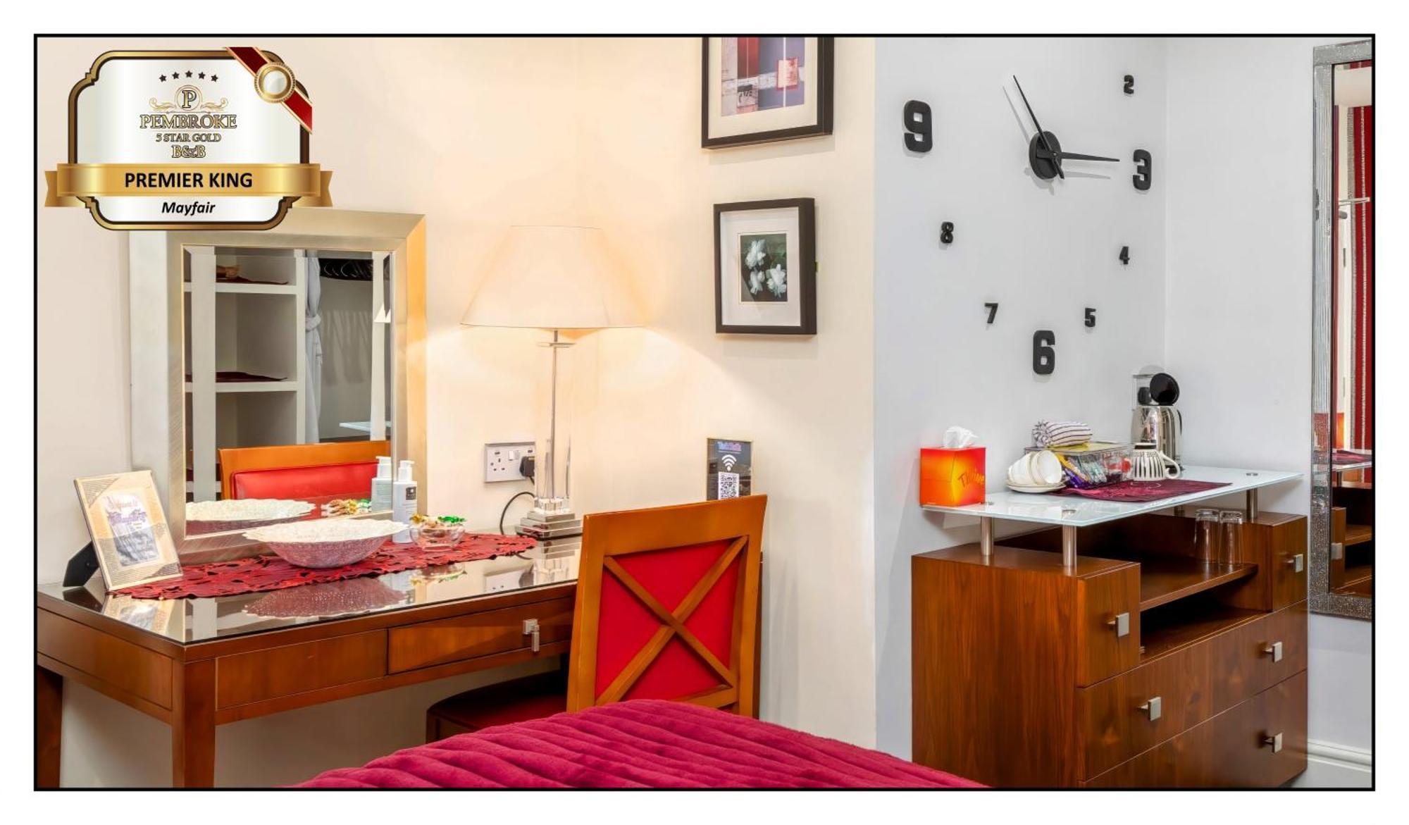 Guest house Pembroke Hotel 5*