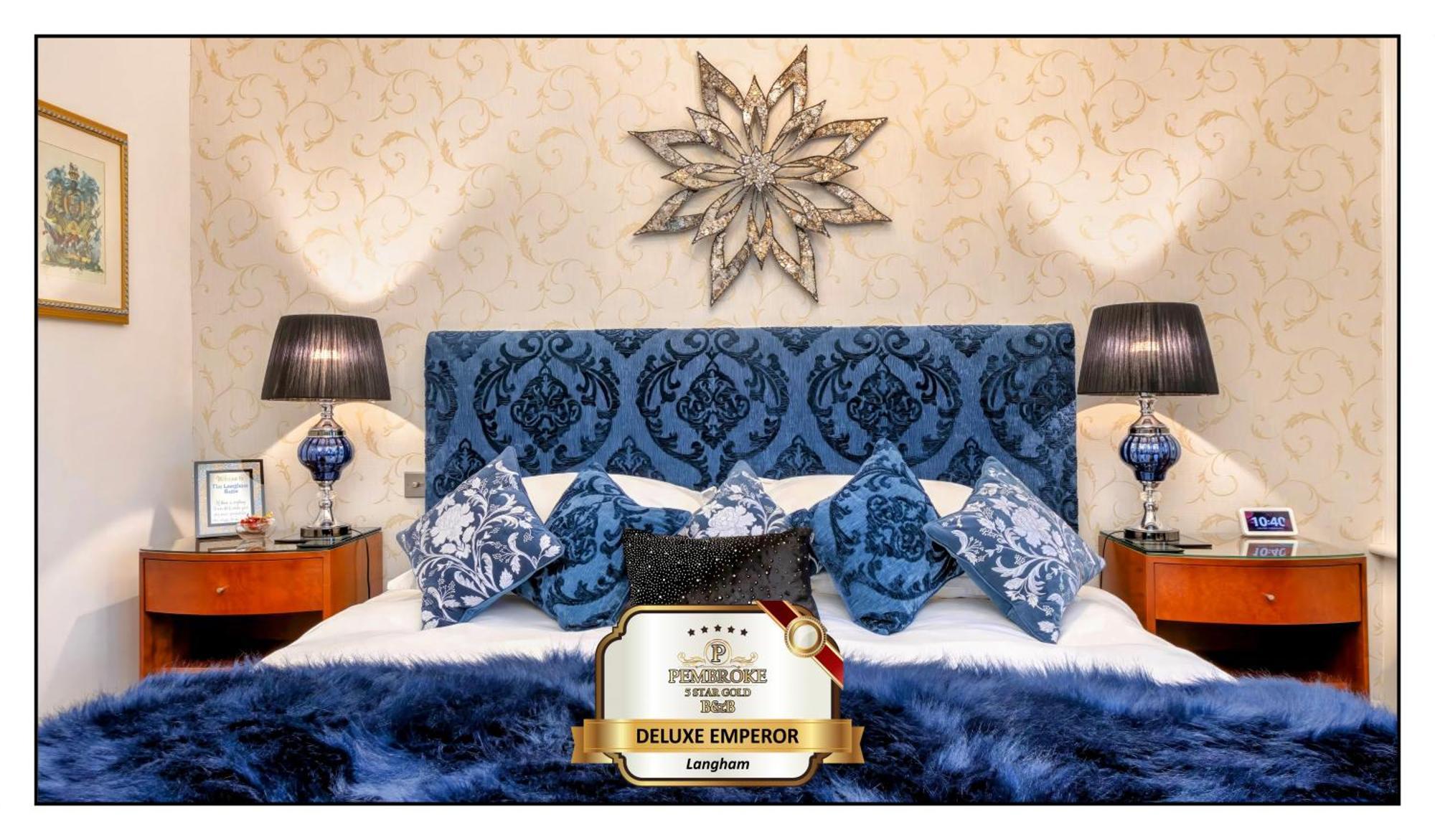 Pembroke Hotel 5*