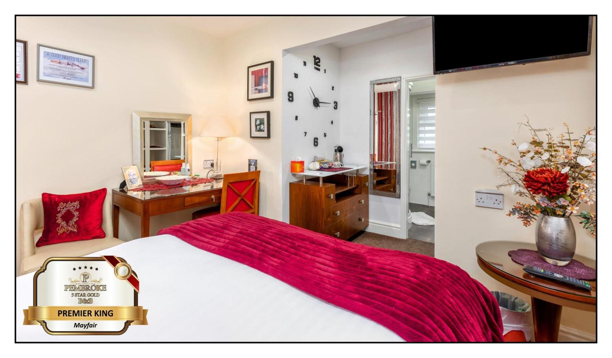 Guest house Pembroke Hotel 5*