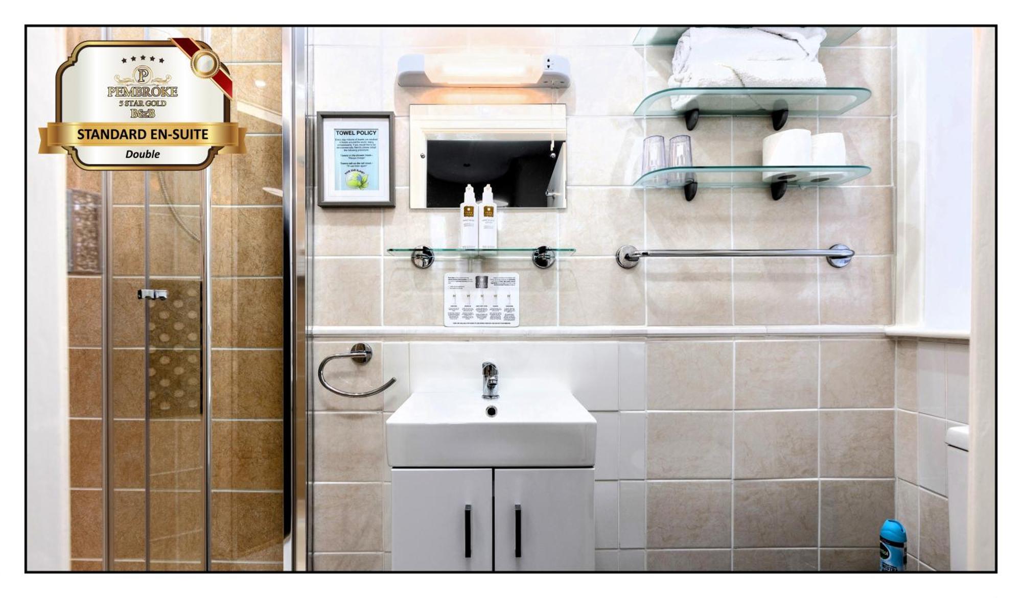Pembroke Hotel 5*