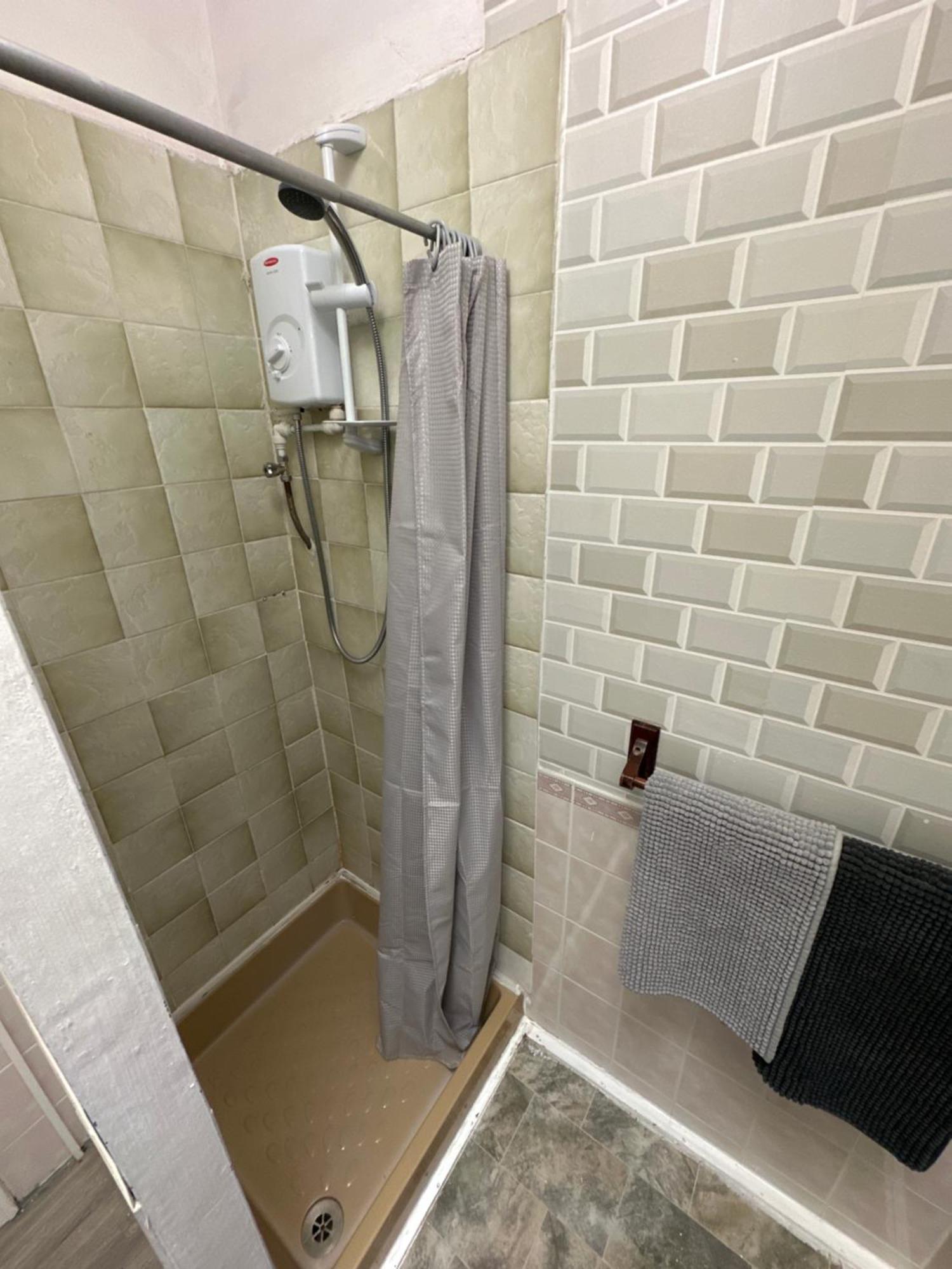 Guest house Runway - Minutes From Winter Gardens - Dog Friendly - Exceptionally Quiet - Very Close H&a Social Club (adults Only)