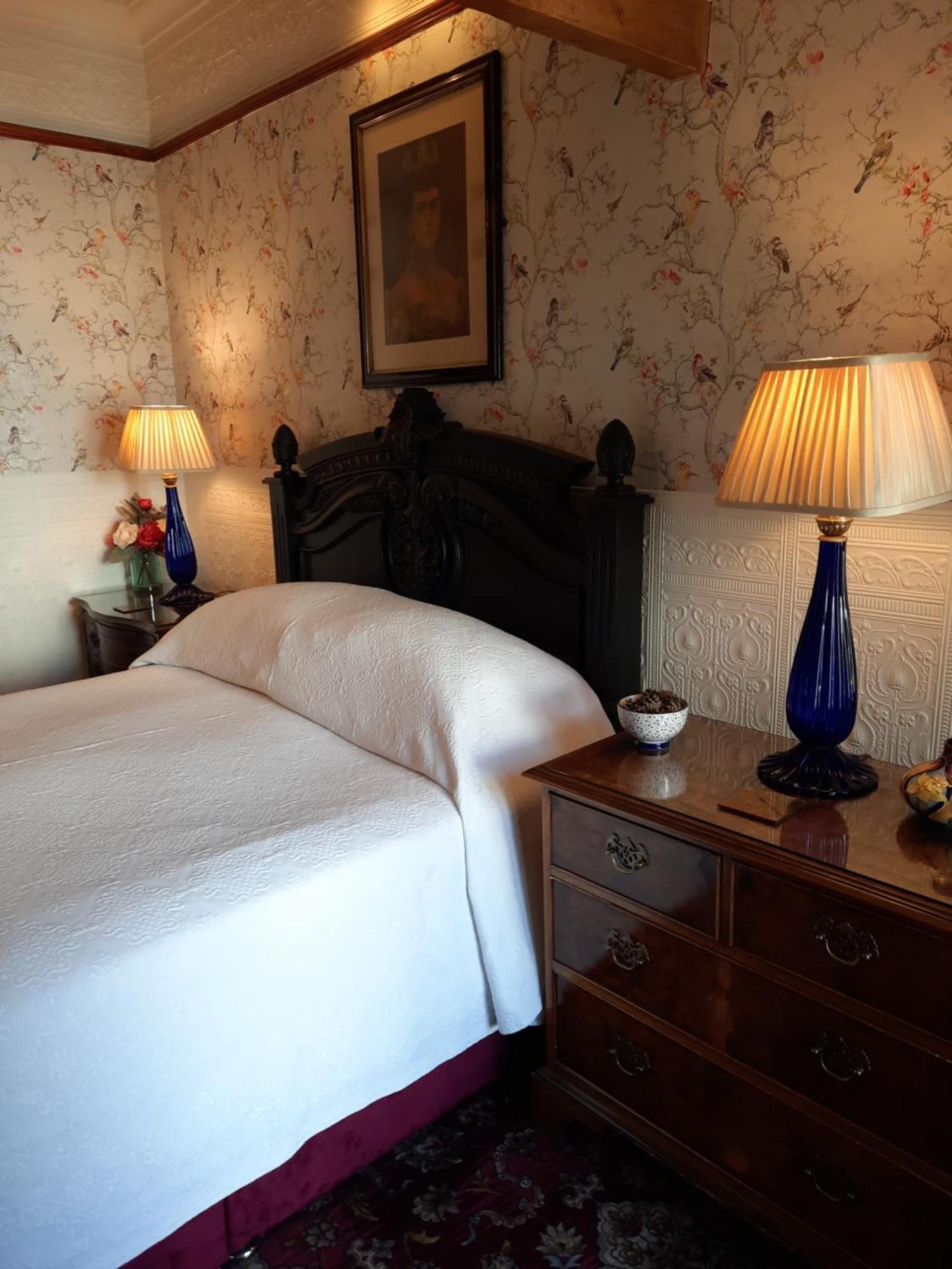 The Lonsdale Guest house