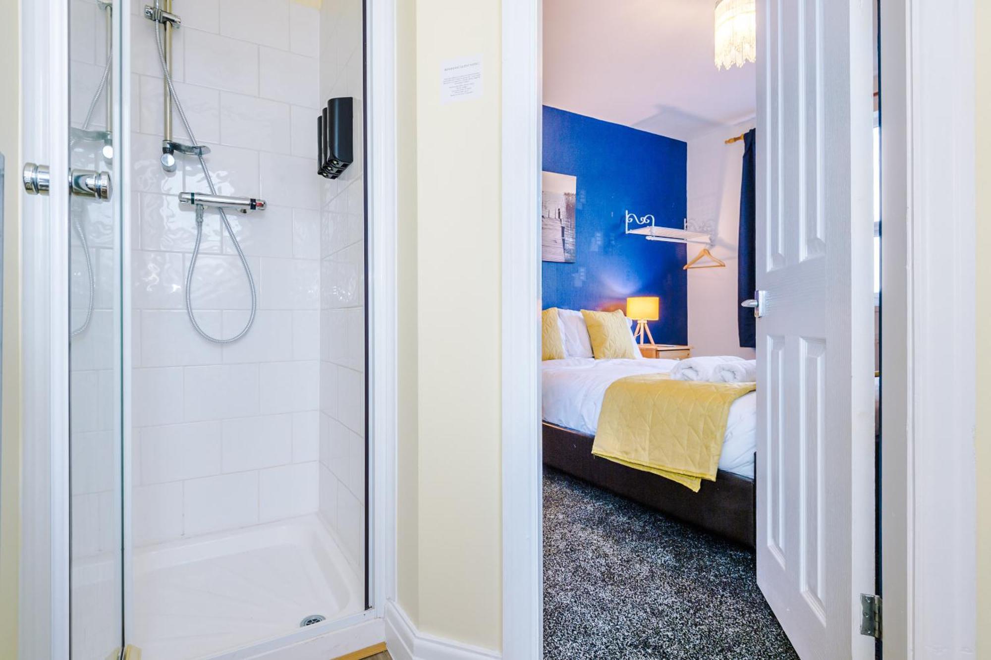 Pebbles Bed & Breakfast Blackpool