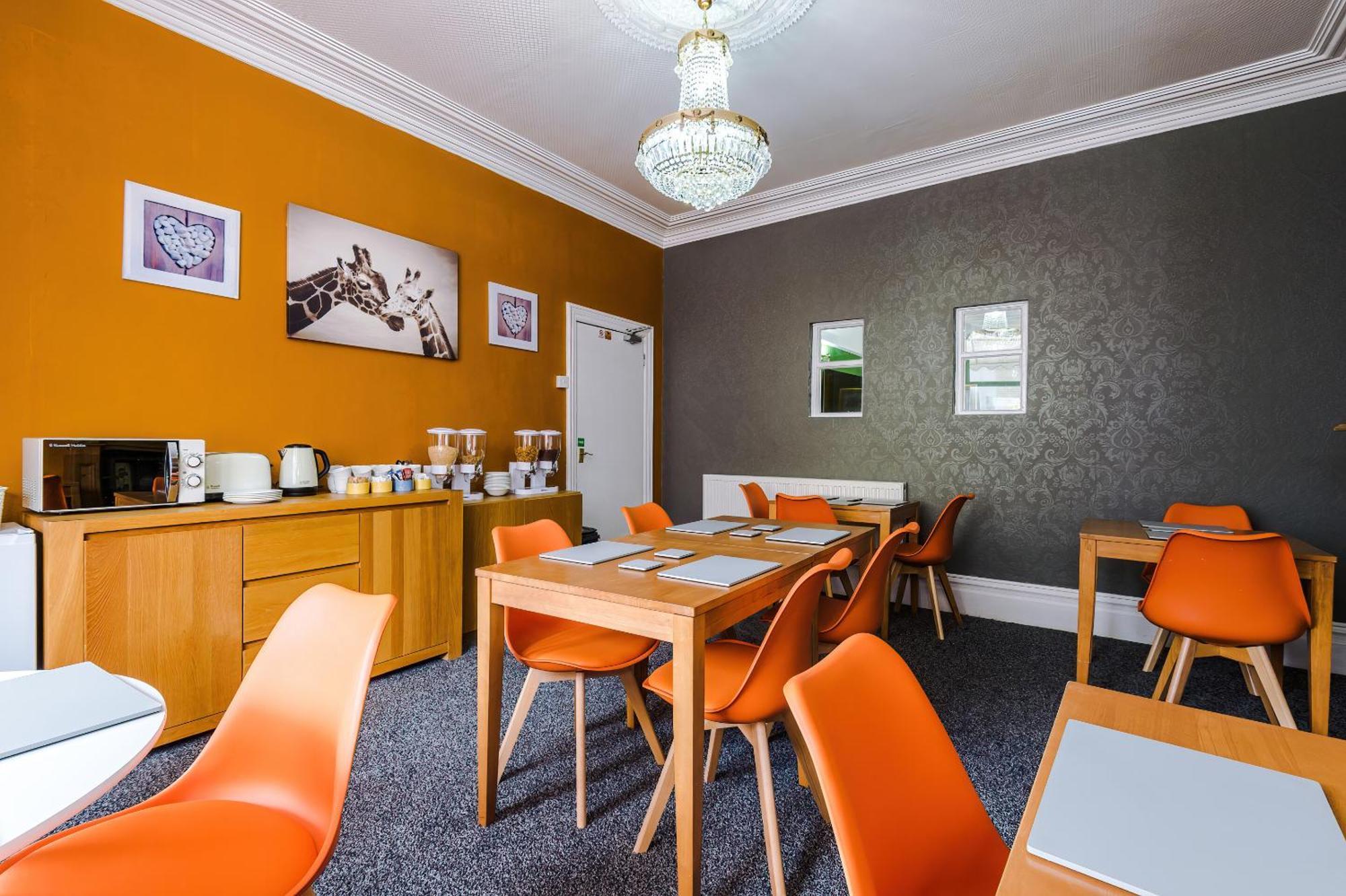 Pebbles Bed & Breakfast Blackpool
