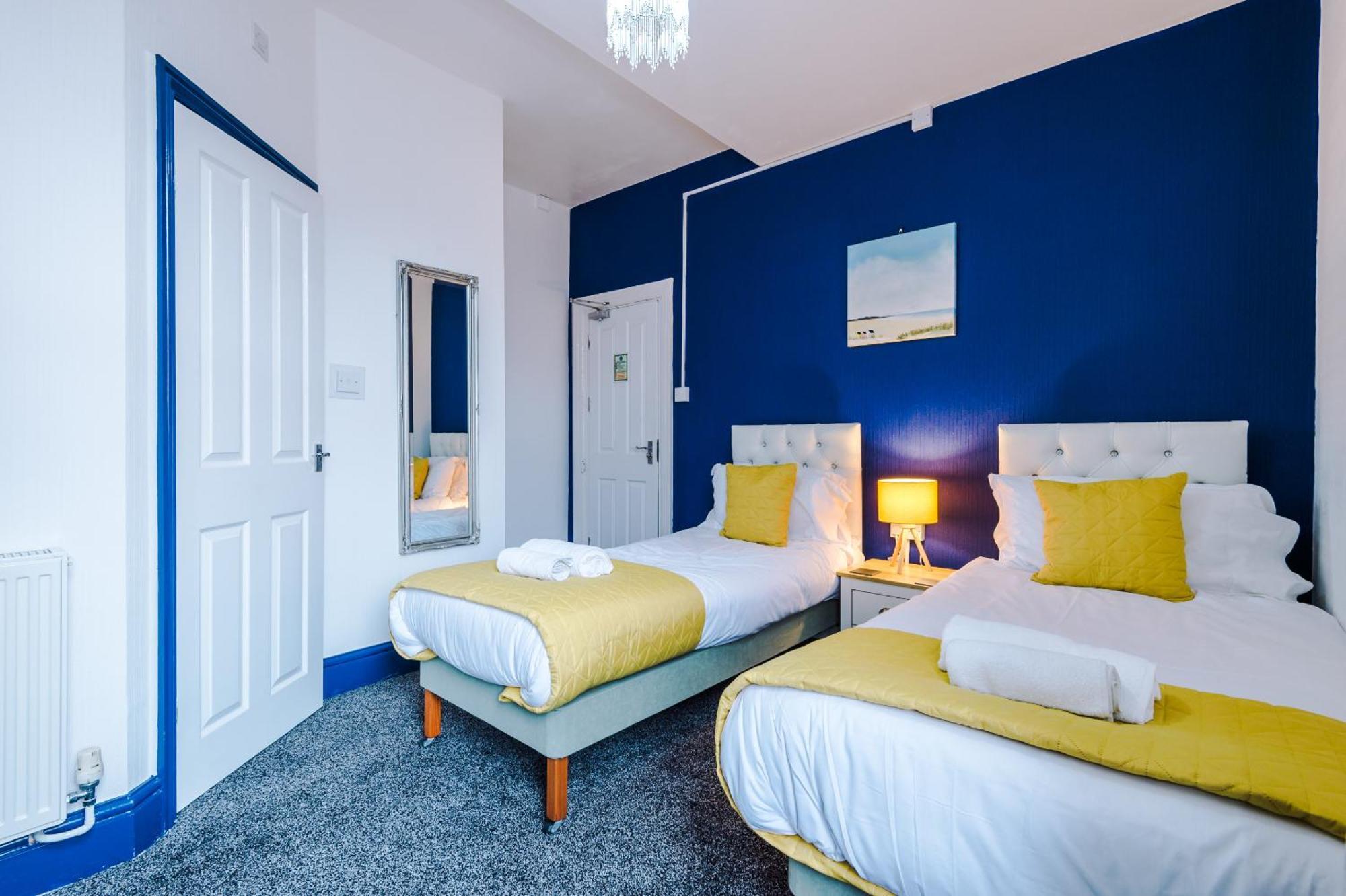 Bed & Breakfast Pebbles Blackpool